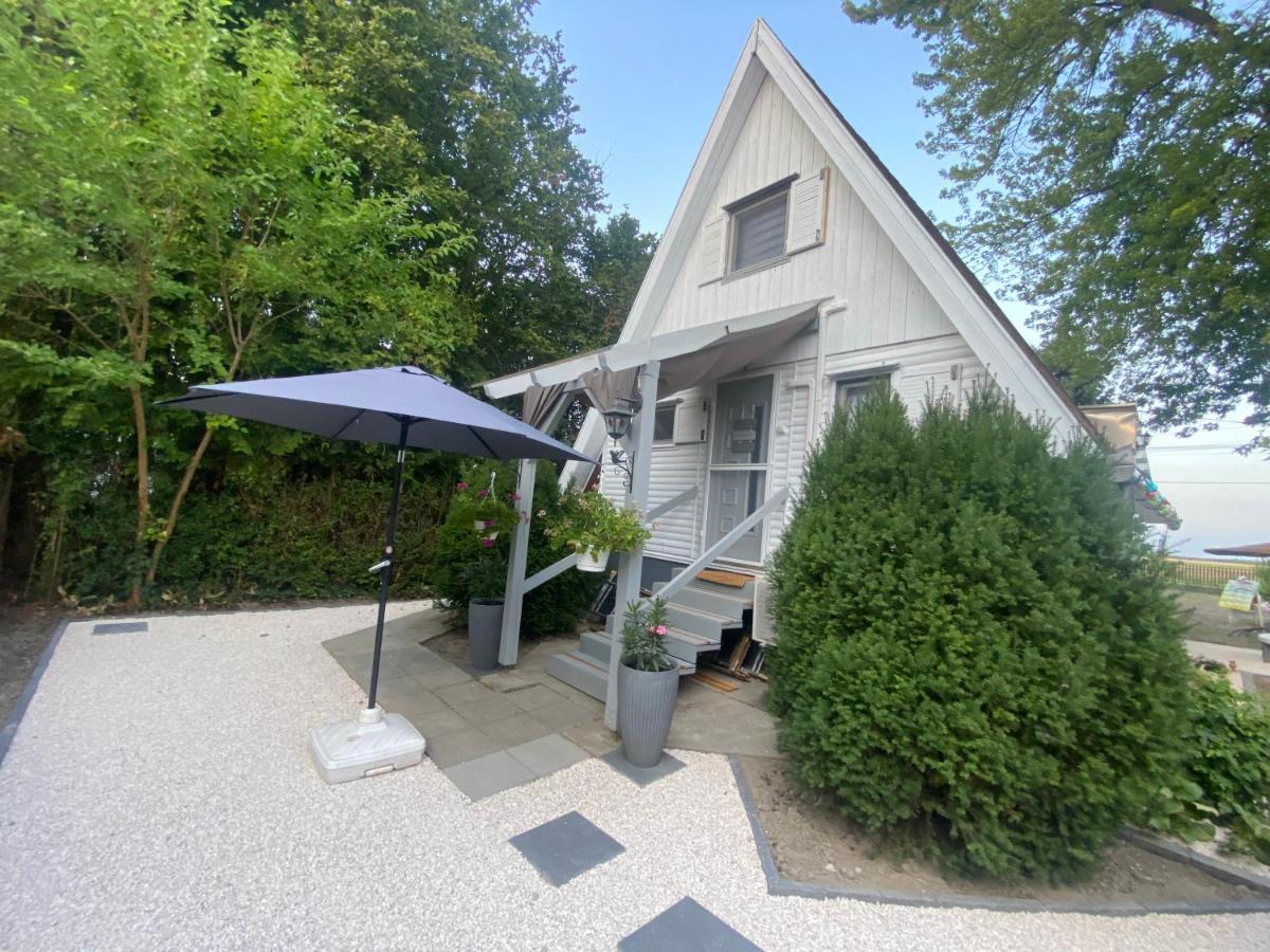 Villa Icuka Vendeghaza Kiskunlacháza Exterior foto