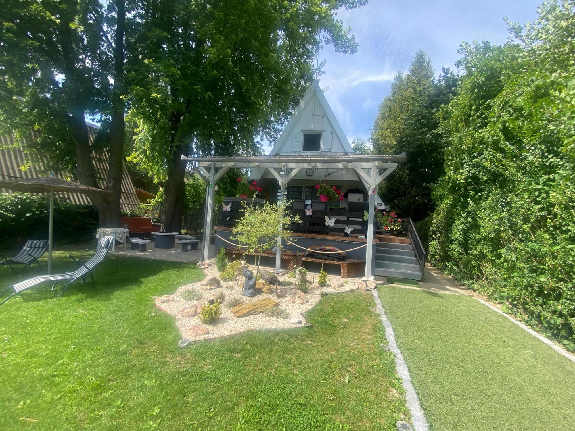 Villa Icuka Vendeghaza Kiskunlacháza Exterior foto